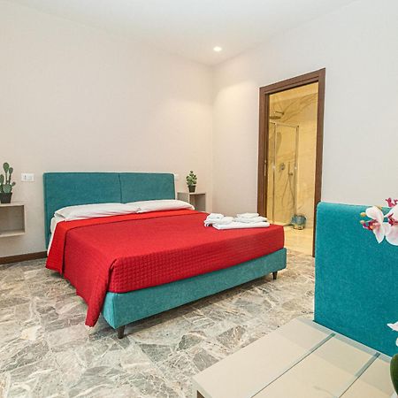 Suebi Rooms And Appartament Termoli Eksteriør bilde