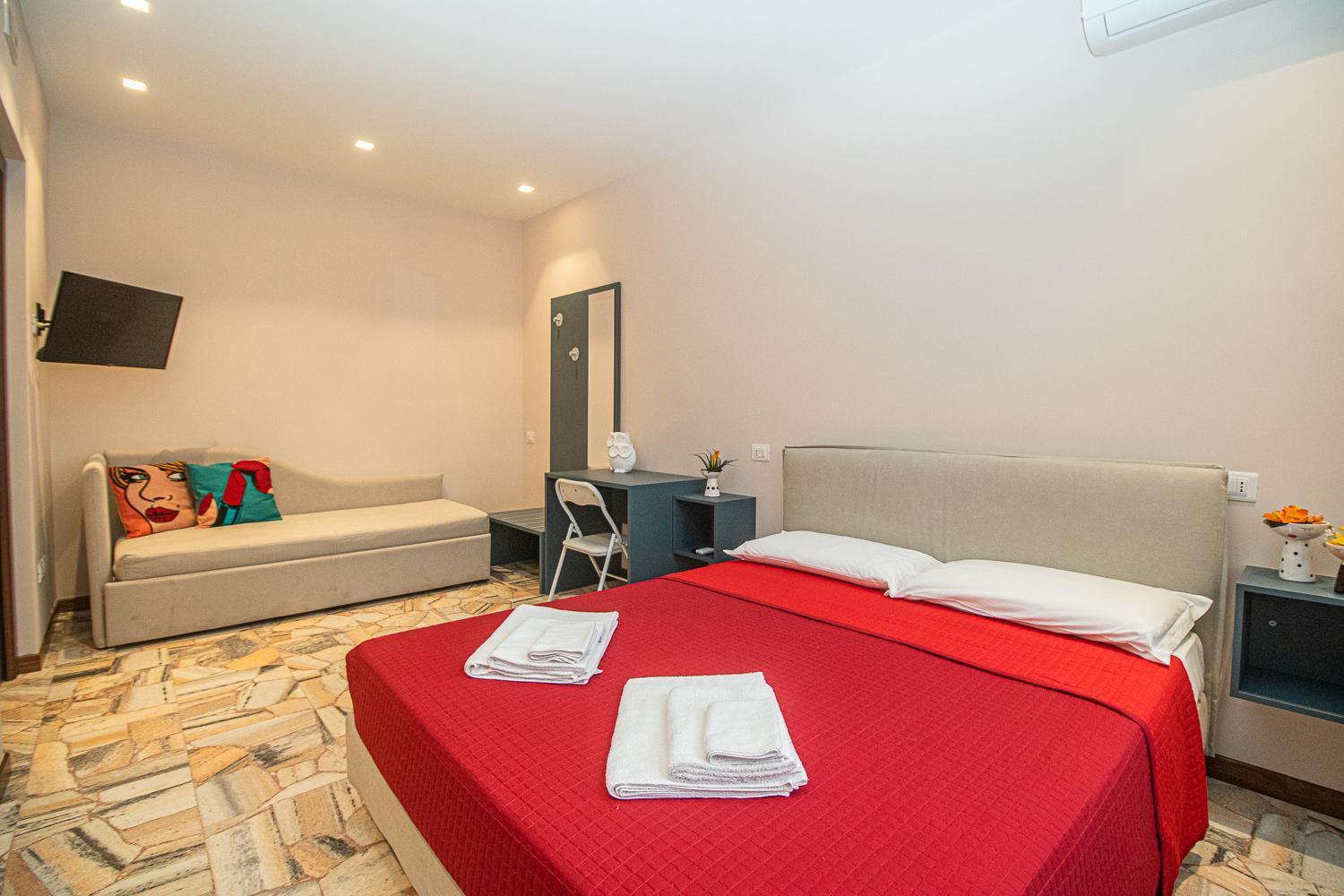 Suebi Rooms And Appartament Termoli Eksteriør bilde